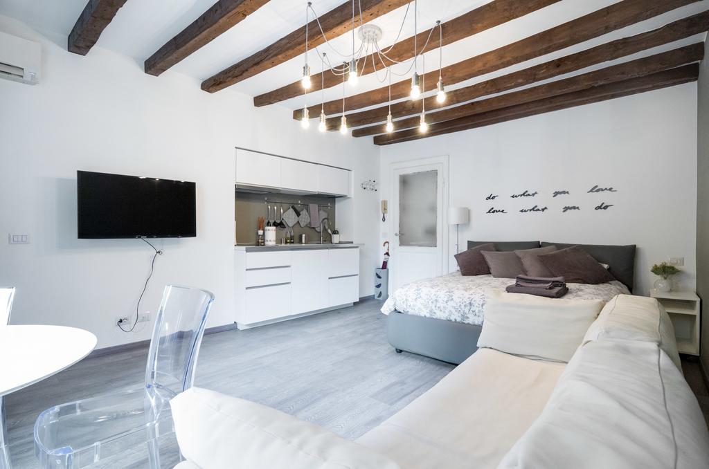 Milano Apartments Porta Genova Экстерьер фото